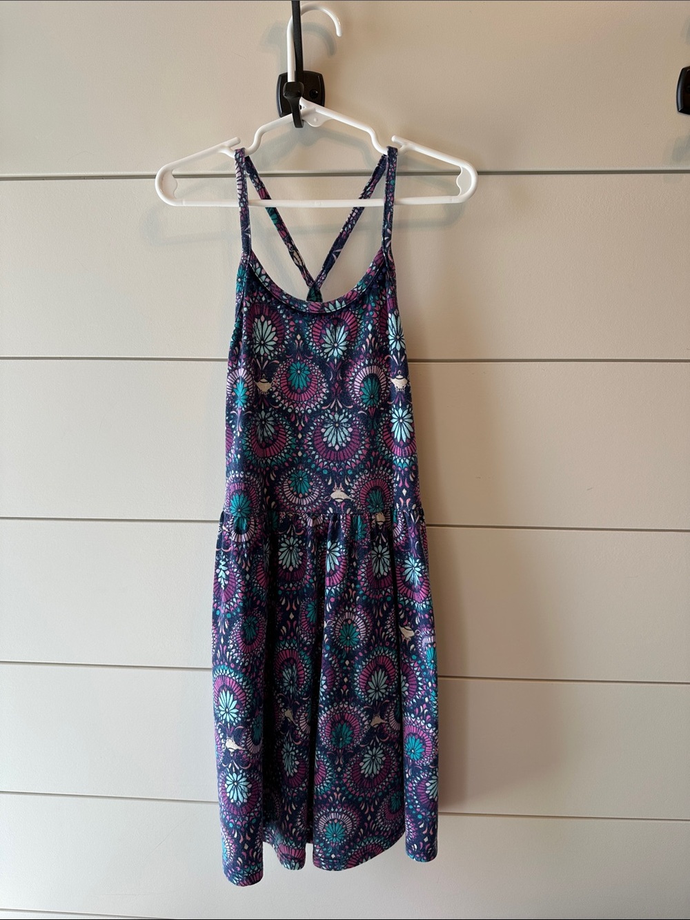 Disney jumping beans Aladdin lamp print dress size